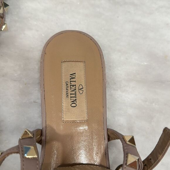Valentino Poudre rockstud sandals 38 tan blush with gold studs ankle strap - Picture 6 of 12